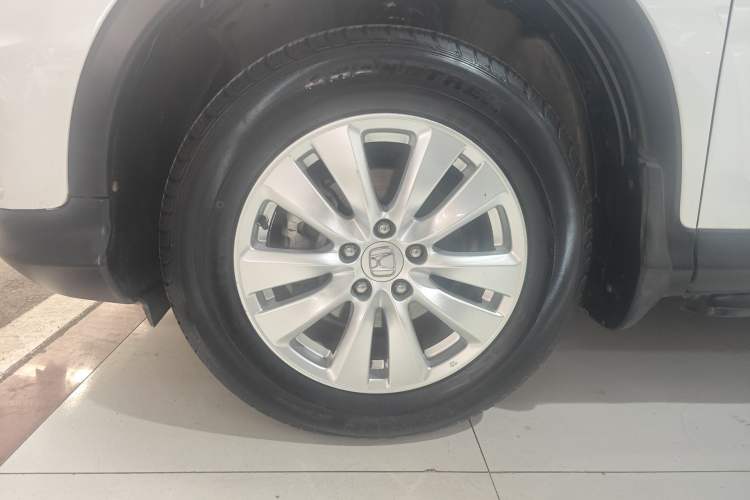 Used Honda CR-V 2016 2.0L two-wheel drive Urban Edition Exterior 4