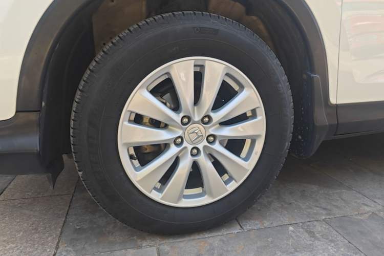 Used Honda CR-V 2016 2.0L two-wheel drive Urban Edition Exterior 4