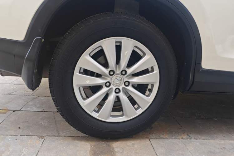 Used Honda CR-V 2016 2.0L two-wheel drive Urban Edition Exterior 5