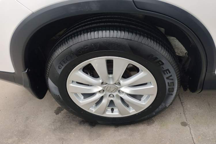 Used Honda CR-V 2016 2.0L two-wheel drive Urban Edition Exterior 5