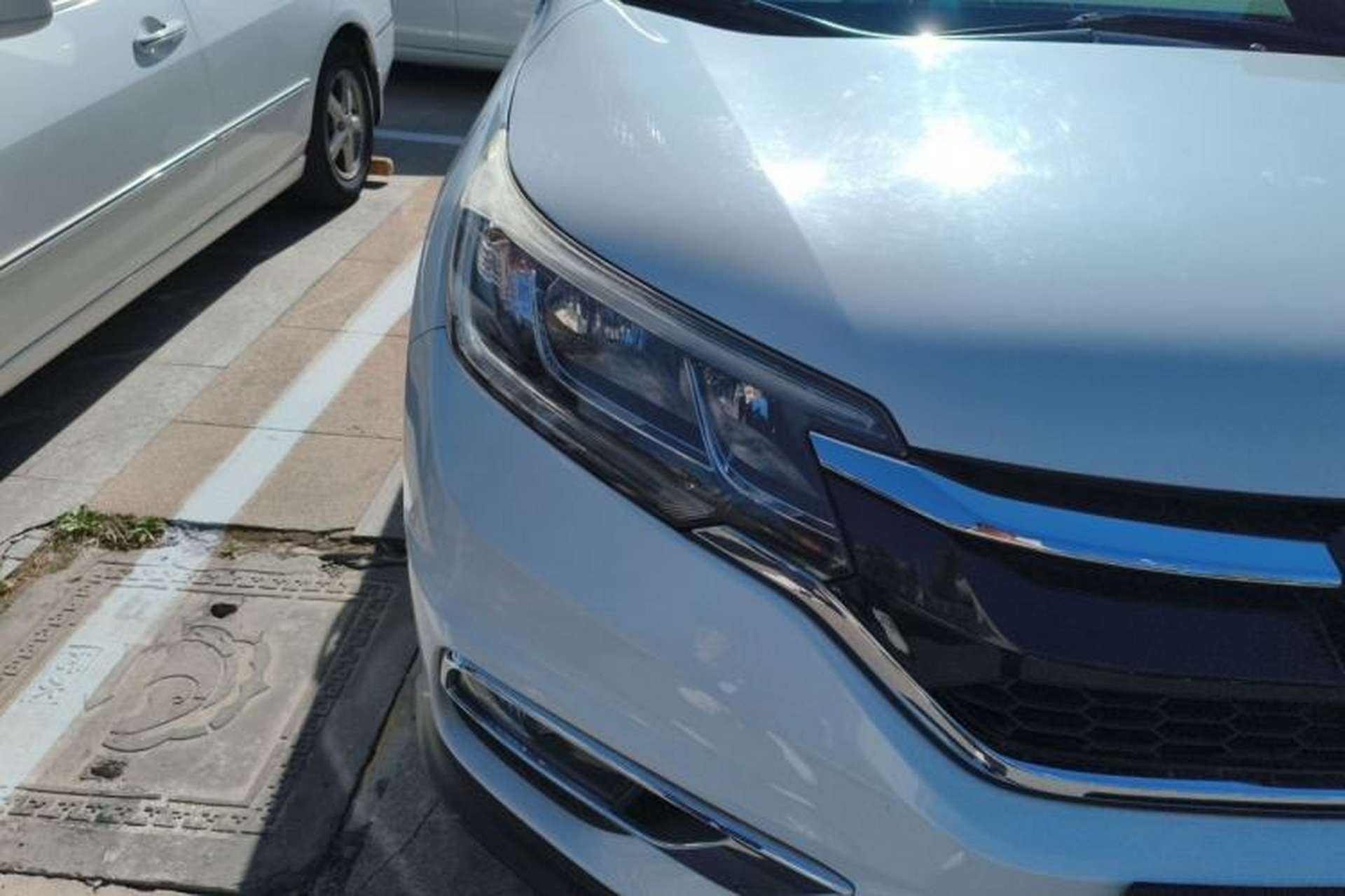 Used Honda CR-V 2016 2.0L two-wheel drive Urban Edition Exterior 6