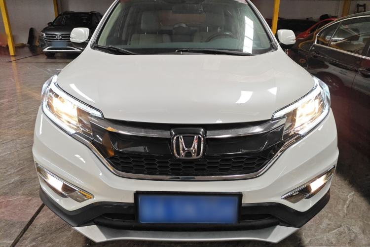 Used Honda CR-V 2016 2.0L Two-Wheel Drive Classic Edition Front