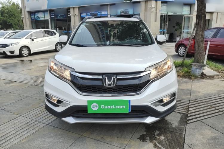 Used Honda CR-V 2016 2.0L two-wheel drive Urban Edition Front