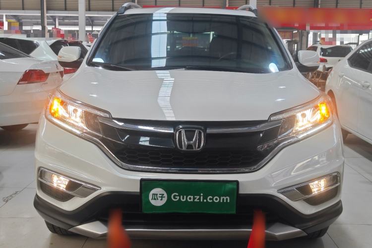 Used Honda CR-V 2016 2.0L two-wheel drive Urban Edition Front