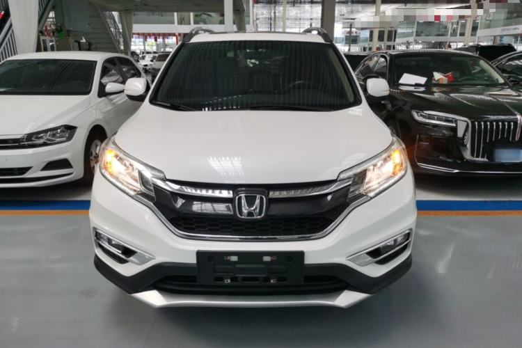 Used Honda CR-V 2016 2.0L two-wheel drive Urban Edition Front