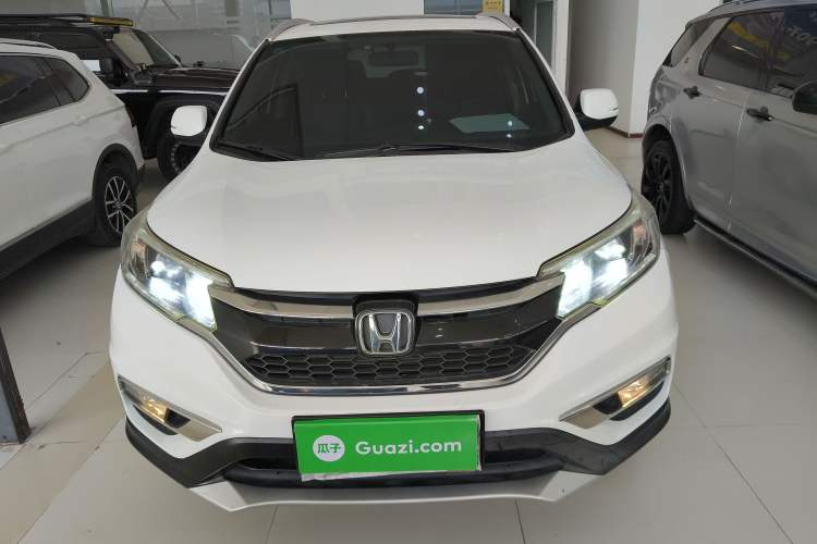 Used Honda CR-V 2016 2.0L two-wheel drive Urban Edition Front
