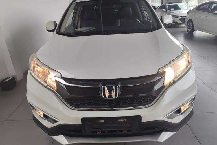 Used Honda CR-V 2016 2.0L two-wheel drive Urban Edition Front
