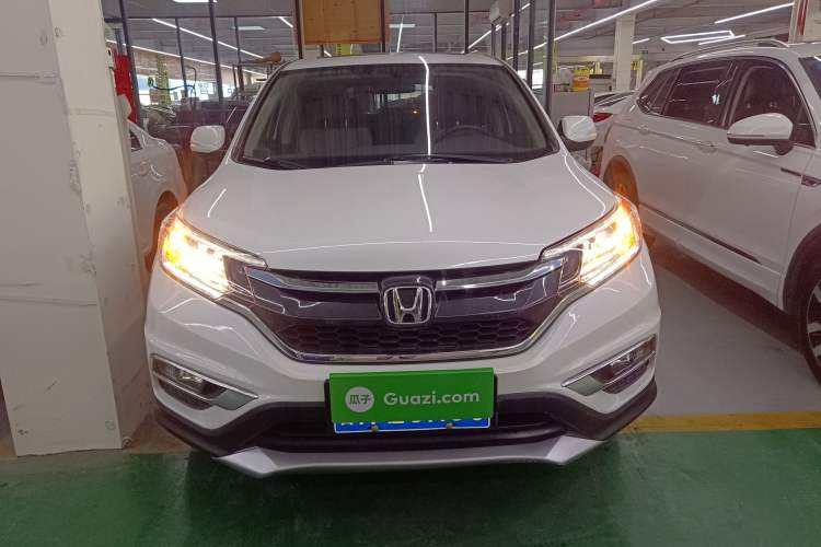 Used Honda CR-V 2016 2.0L two-wheel drive Urban Edition Front