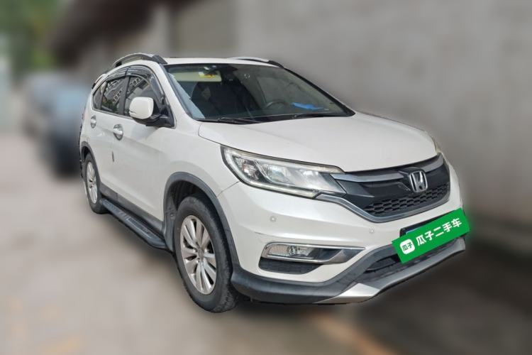 Used Honda CR-V 2016 2.0L two-wheel drive Urban Edition Front Right 45 Deg