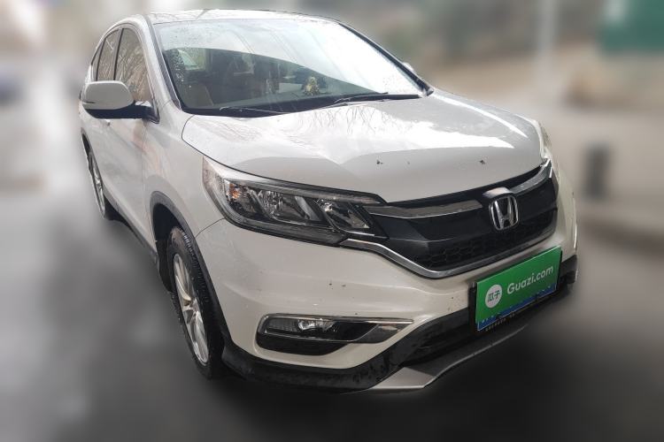 Used Honda CR-V 2016 2.0L Two-Wheel Drive Classic Edition Front Right 45 Deg