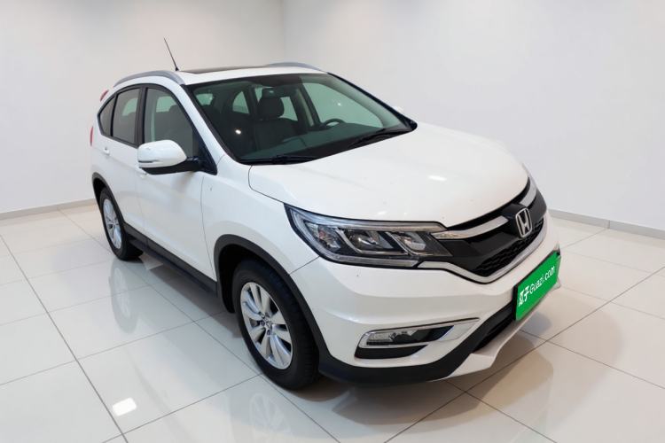 Used Honda CR-V 2016 2.0L two-wheel drive Urban Edition Front Right 45 Deg
