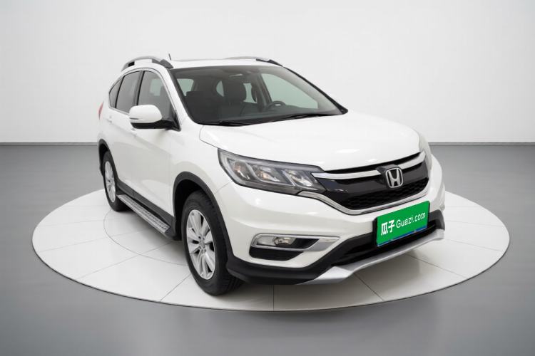 Used Honda CR-V 2016 2.0L two-wheel drive Urban Edition Front Right 45 Deg