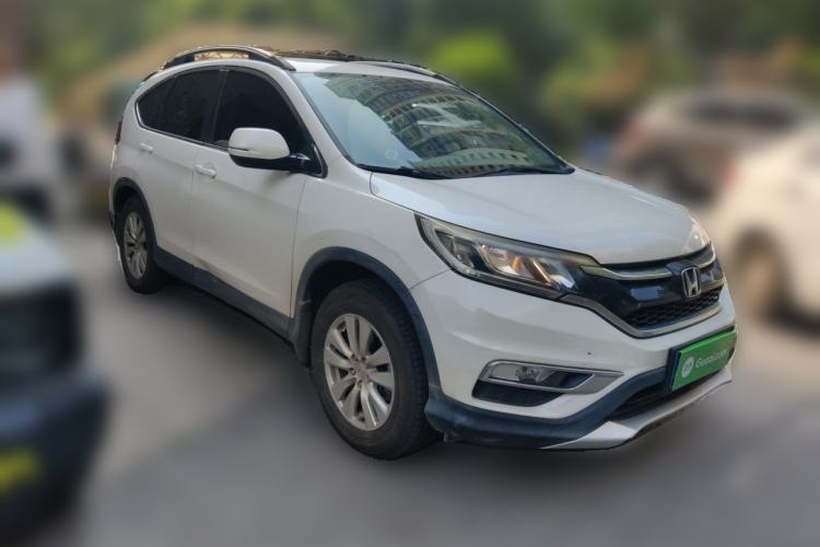 Used Honda CR-V 2016 2.0L Two-Wheel Drive Classic Edition Front Right 45 Deg