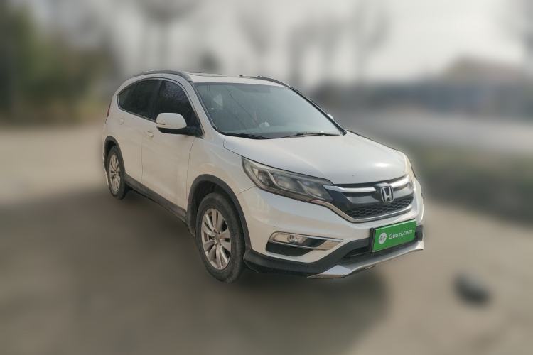 Used Honda CR-V 2016 2.0L two-wheel drive Urban Edition Front Right 45 Deg