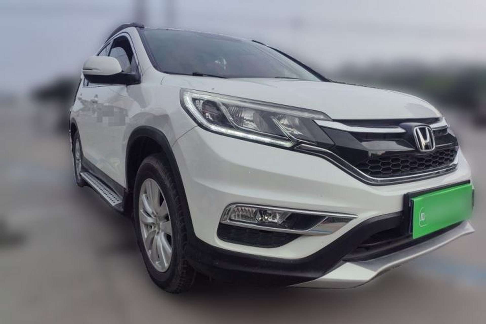 Used Honda CR-V 2016 2.0L two-wheel drive Urban Edition Front Right 45 Deg