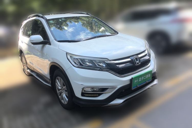 Used Honda CR-V 2016 2.0L Two-Wheel Drive Classic Edition Front Right 45 Deg