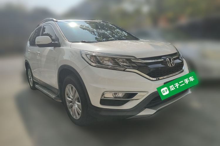 Used Honda CR-V 2016 2.0L two-wheel drive Urban Edition Front Right 45 Deg