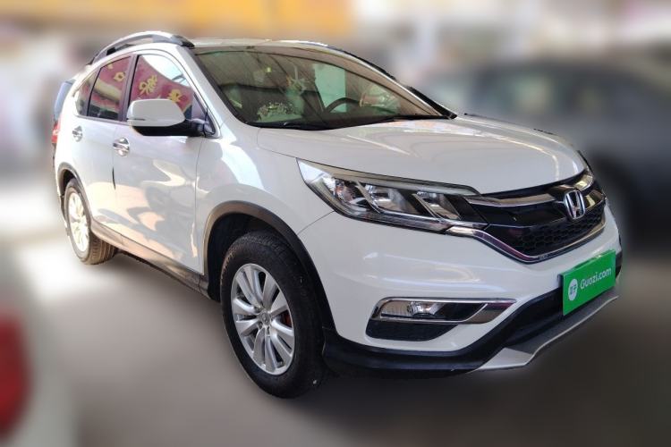 Used Honda CR-V 2016 2.0L two-wheel drive Urban Edition Front Right 45 Deg