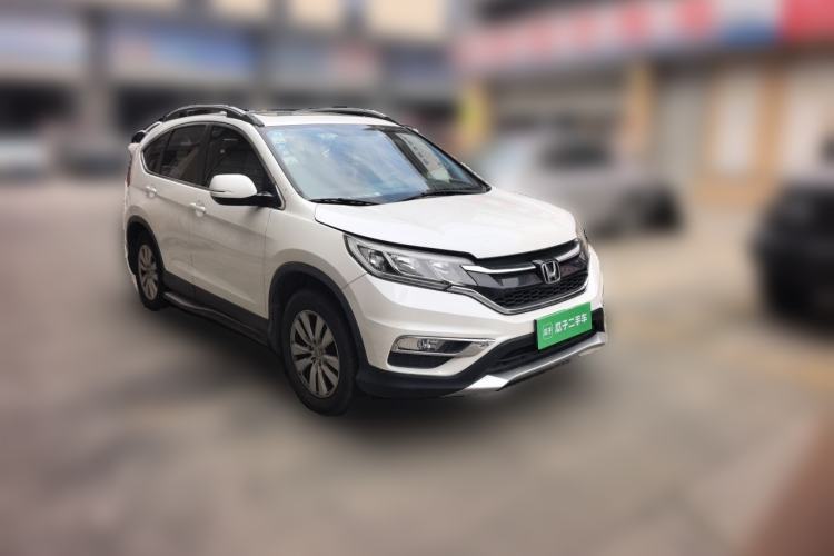 Used Honda CR-V 2016 2.0L two-wheel drive Urban Edition Front Right 45 Deg