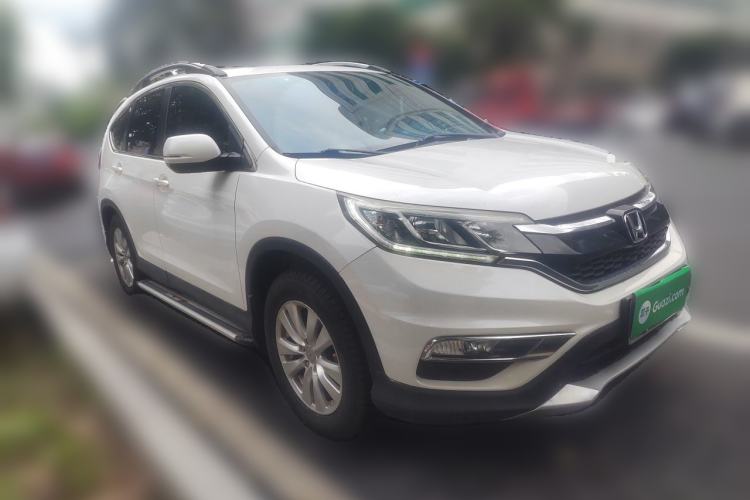 Used Honda CR-V 2016 2.0L two-wheel drive Urban Edition Front Right 45 Deg