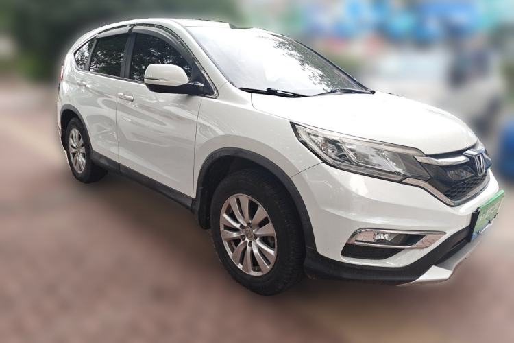 Used Honda CR-V 2016 2.0L Two-Wheel Drive Classic Edition Front Right 45 Deg