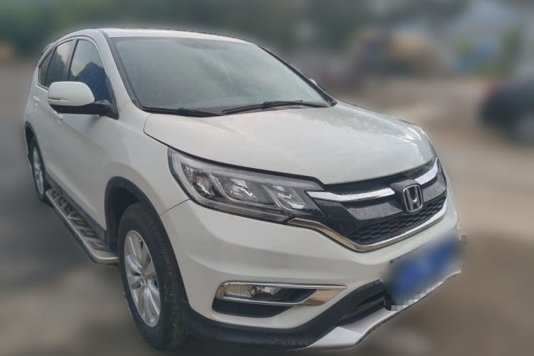Used Honda CR-V 2016 2.0L two-wheel drive Urban Edition Front Right 45 Deg