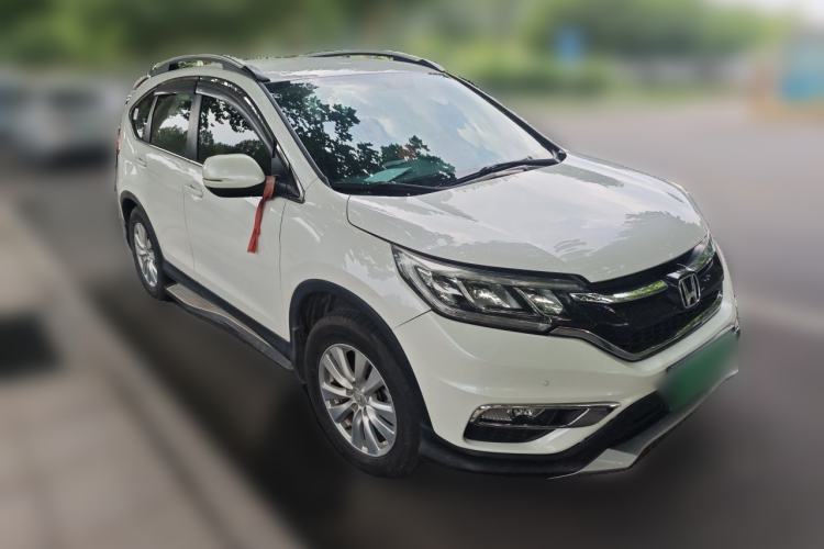 Used Honda CR-V 2016 2.0L Two-Wheel Drive Classic Edition Front Right 45 Deg