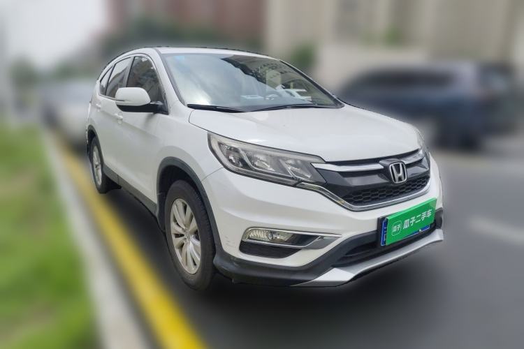 Used Honda CR-V 2016 2.0L two-wheel drive Urban Edition Front Right 45 Deg