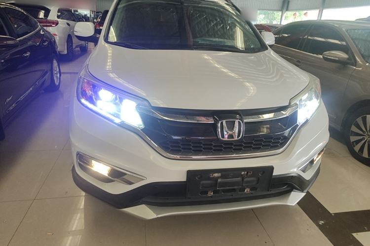 Used Honda CR-V 2016 2.0L Two-Wheel Drive Classic Edition Front