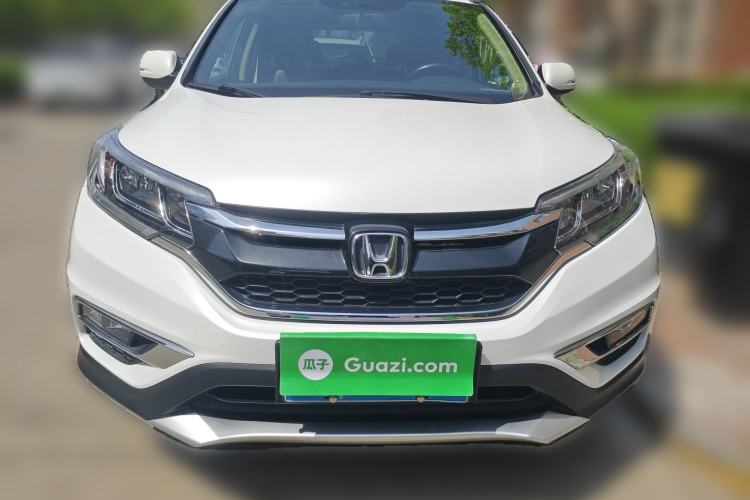 Used Honda CR-V 2016 2.0L two-wheel drive Urban Edition Front