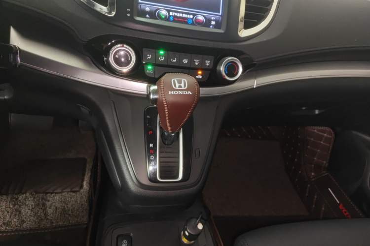 Used Honda CR-V 2016 2.0L Two-Wheel Drive Classic Edition Gear Lever