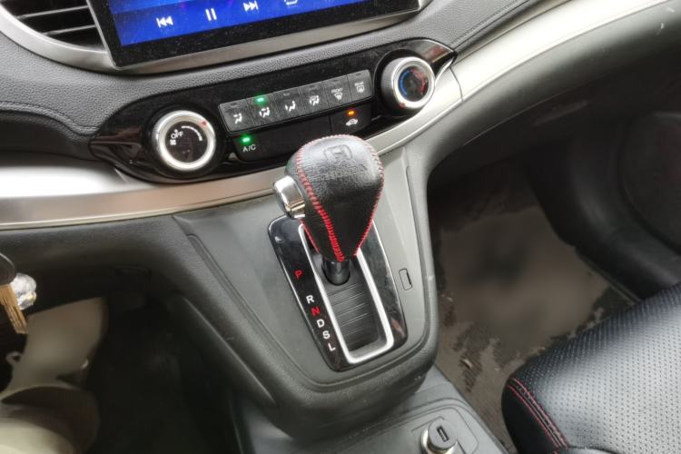 Used Honda CR-V 2016 2.0L Two-Wheel Drive Classic Edition Gear Lever