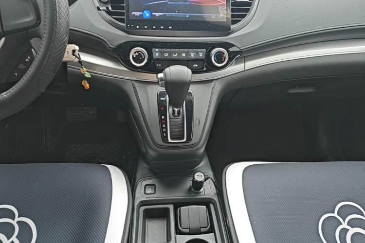 Used Honda CR-V 2016 2.0L two-wheel drive Urban Edition Gear Lever