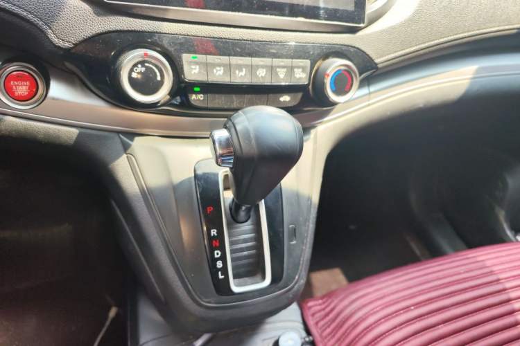 Used Honda CR-V 2016 2.0L two-wheel drive Urban Edition Gear Lever