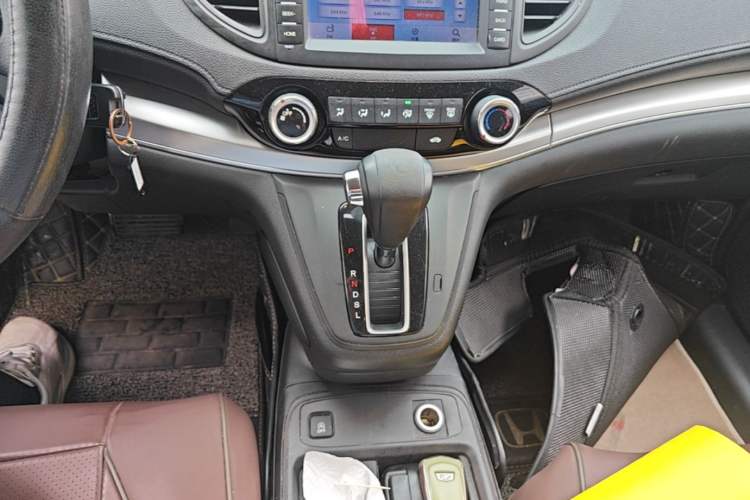 Used Honda CR-V 2016 2.0L Two-Wheel Drive Classic Edition Gear Lever