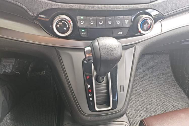 Used Honda CR-V 2016 2.0L two-wheel drive Urban Edition Gear Lever