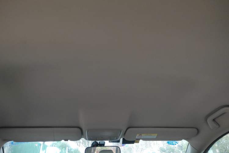 Used Honda CR-V 2016 2.0L Two-Wheel Drive Classic Edition Headliner