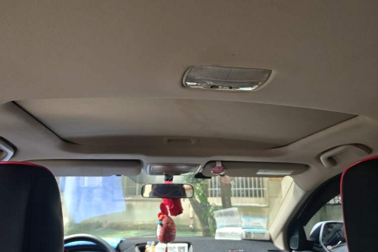 Used Honda CR-V 2016 2.0L two-wheel drive Urban Edition Headliner