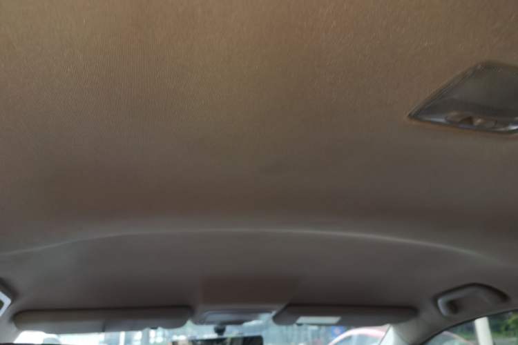 Used Honda CR-V 2016 2.0L Two-Wheel Drive Classic Edition Headliner