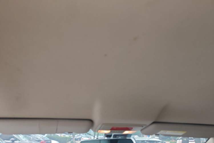 Used Honda CR-V 2016 2.0L Two-Wheel Drive Classic Edition Headliner