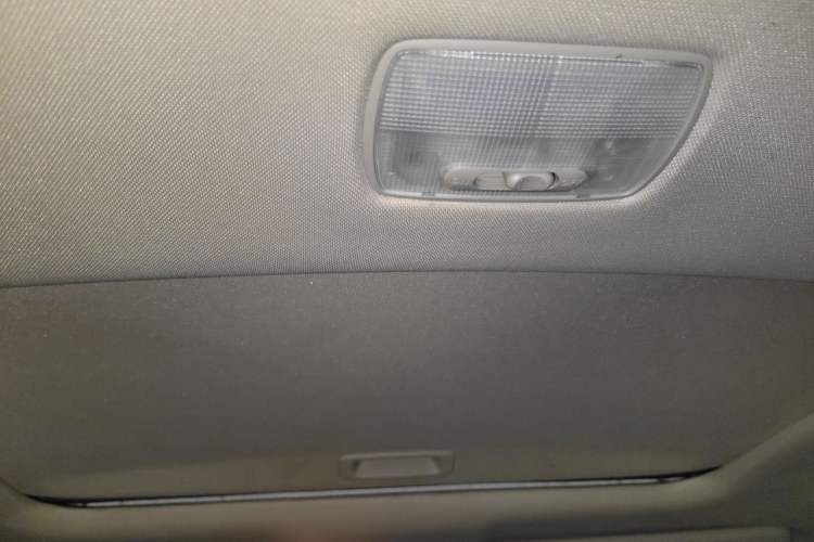 Used Honda CR-V 2016 2.0L two-wheel drive Urban Edition Headliner