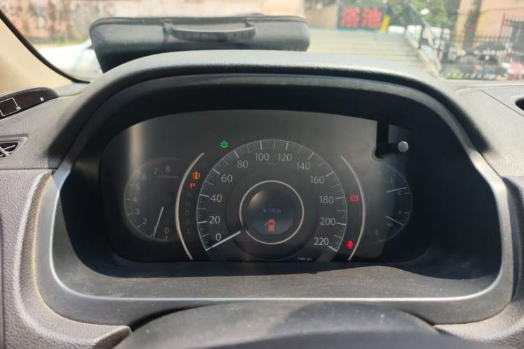 Used Honda CR-V 2016 2.0L two-wheel drive Urban Edition Instrument Cluster