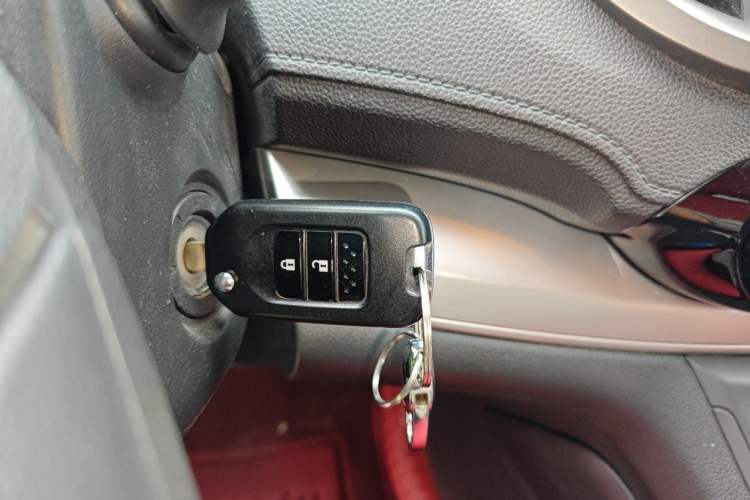 Used Honda CR-V 2016 2.0L Two-Wheel Drive Classic Edition Interior 1