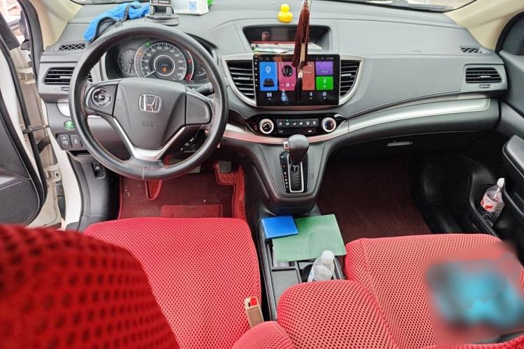Used Honda CR-V 2016 2.0L Two-Wheel Drive Classic Edition Interior 2