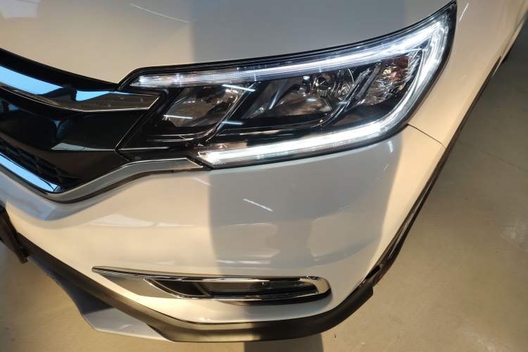 Used Honda CR-V 2016 2.0L two-wheel drive Urban Edition Left Front Headlight
