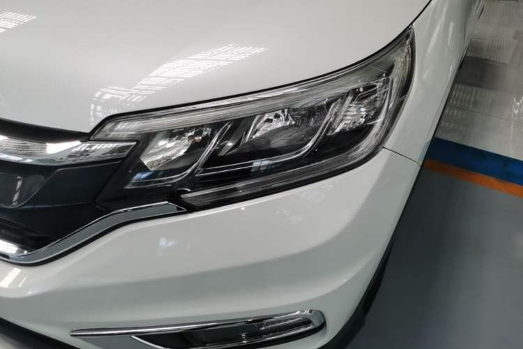Used Honda CR-V 2016 2.0L two-wheel drive Urban Edition Left Front Headlight