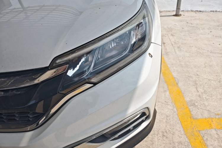 Used Honda CR-V 2016 2.0L Two-Wheel Drive Classic Edition Left Front Headlight