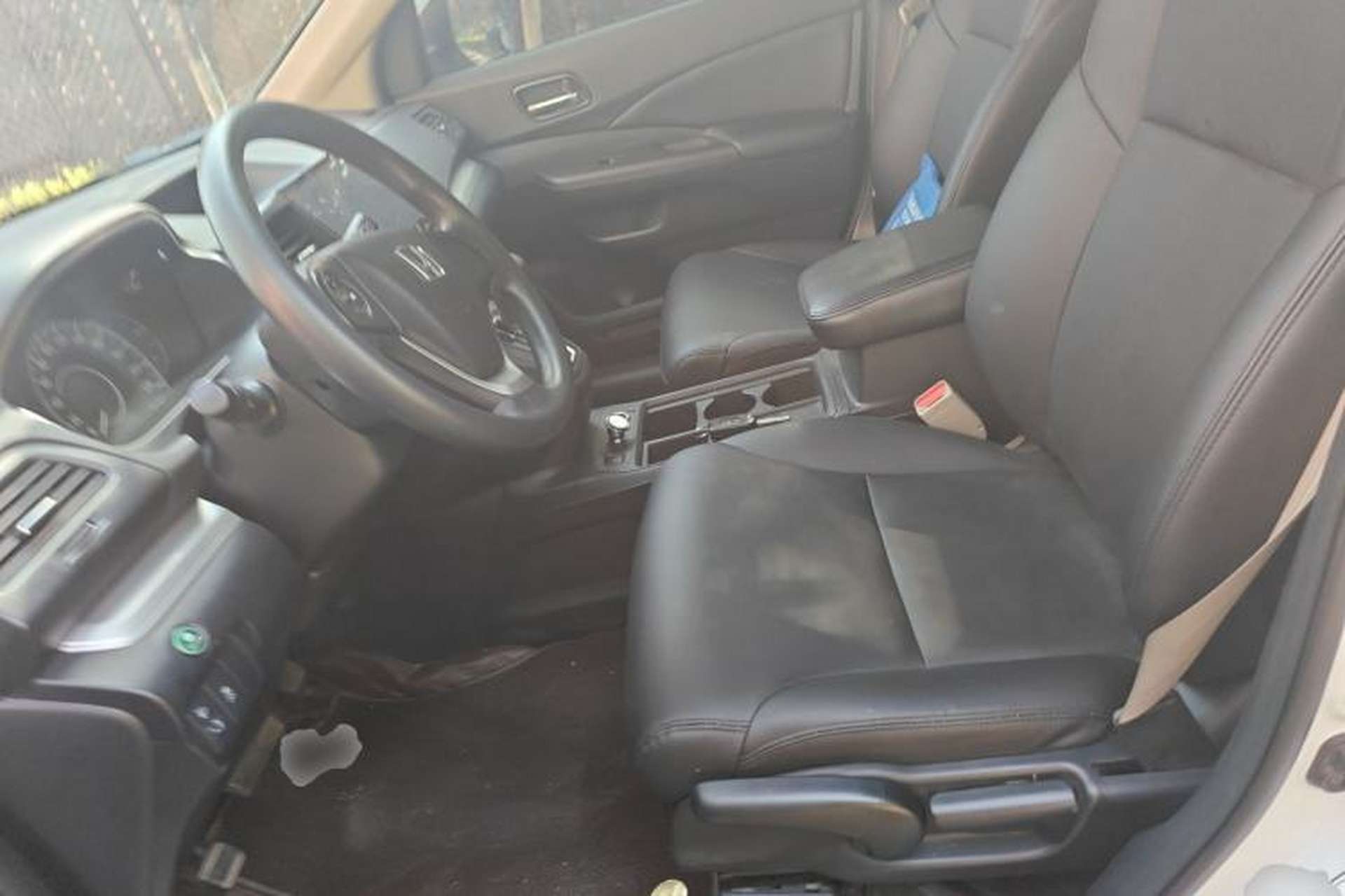 Used Honda CR-V 2016 2.0L two-wheel drive Urban Edition Left Front Seat
