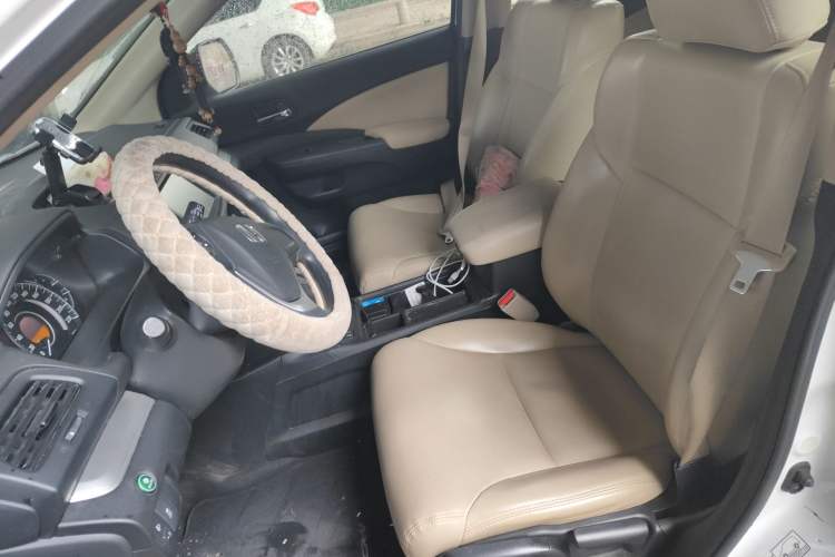 Used Honda CR-V 2016 2.0L Two-Wheel Drive Classic Edition Left Front Seat