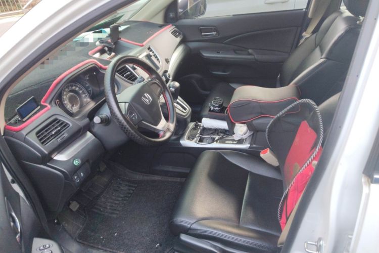 Used Honda CR-V 2016 2.0L two-wheel drive Urban Edition Left Front Seat